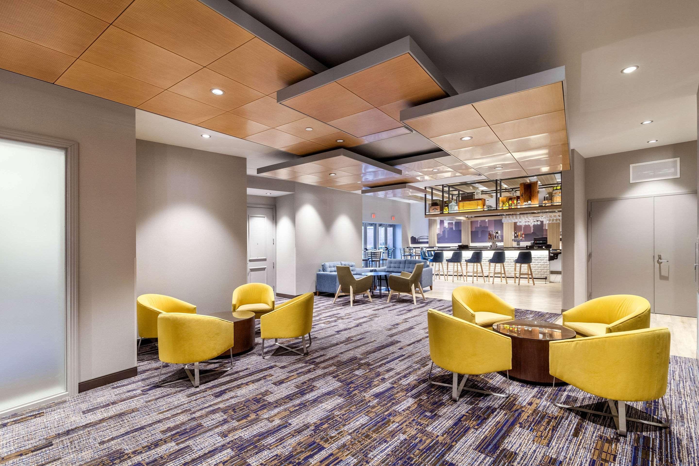 Cambria Hotel Pittsburgh - Downtown Екстериор снимка