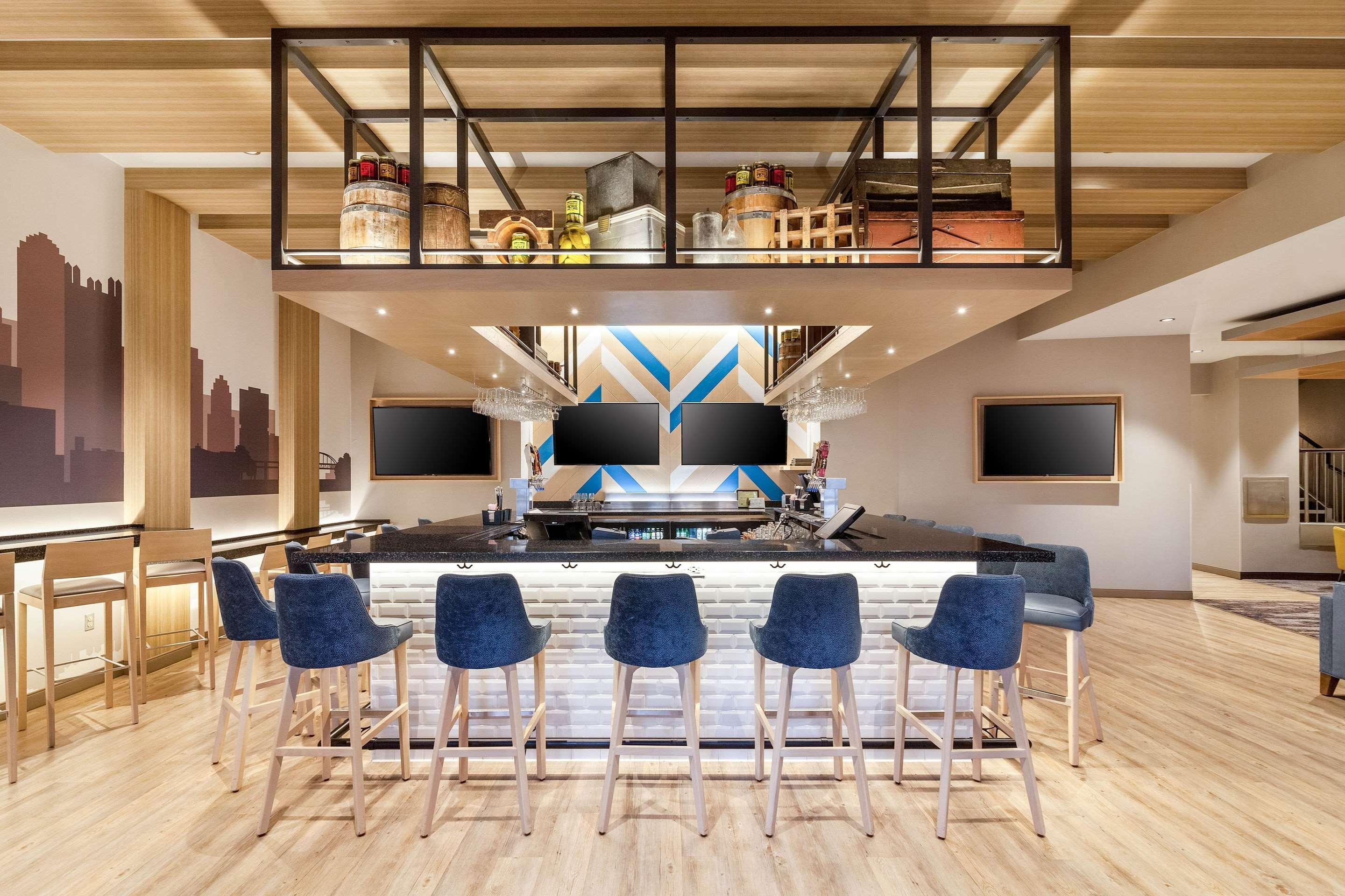 Cambria Hotel Pittsburgh - Downtown Екстериор снимка