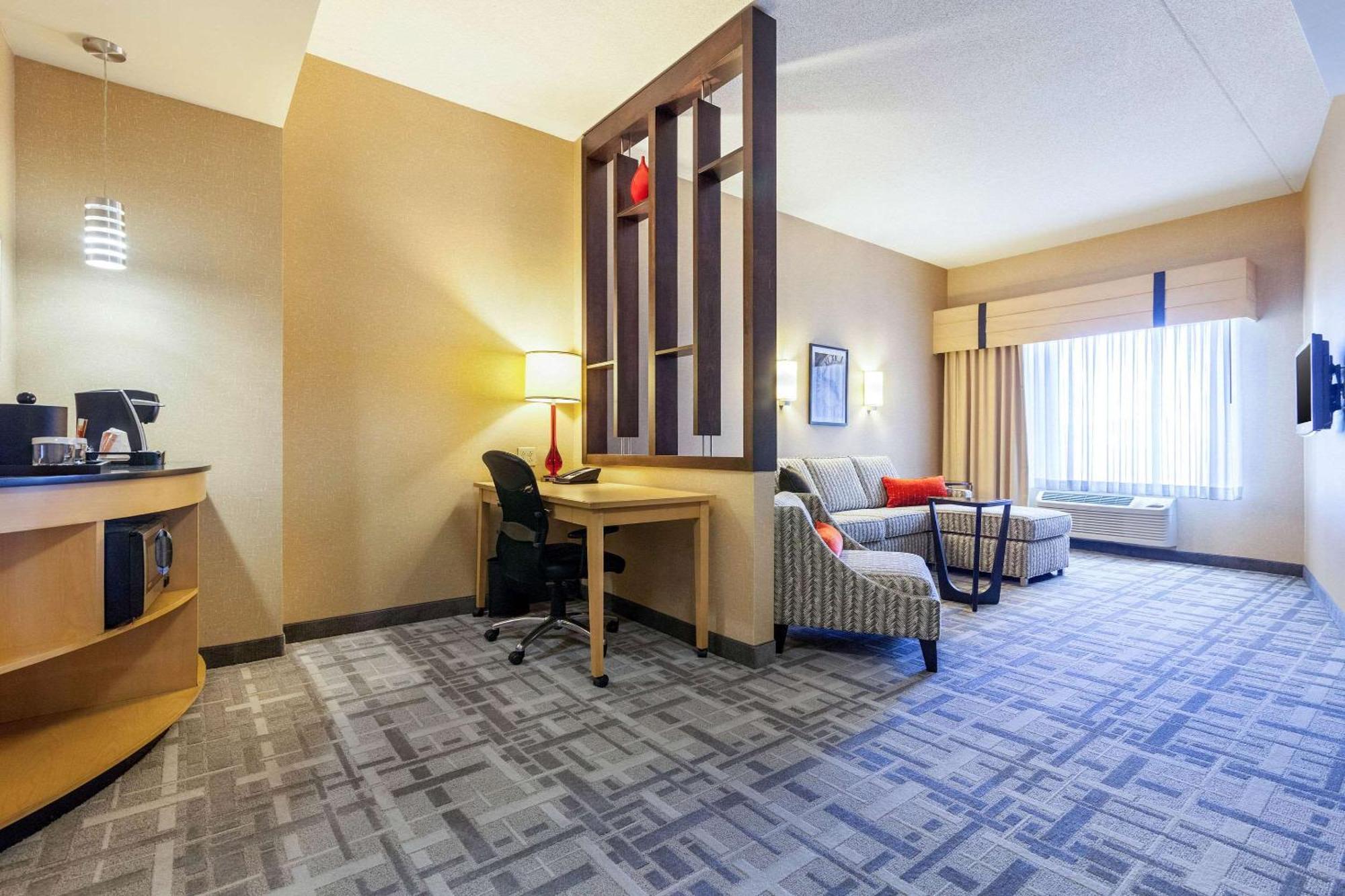 Cambria Hotel Pittsburgh - Downtown Екстериор снимка