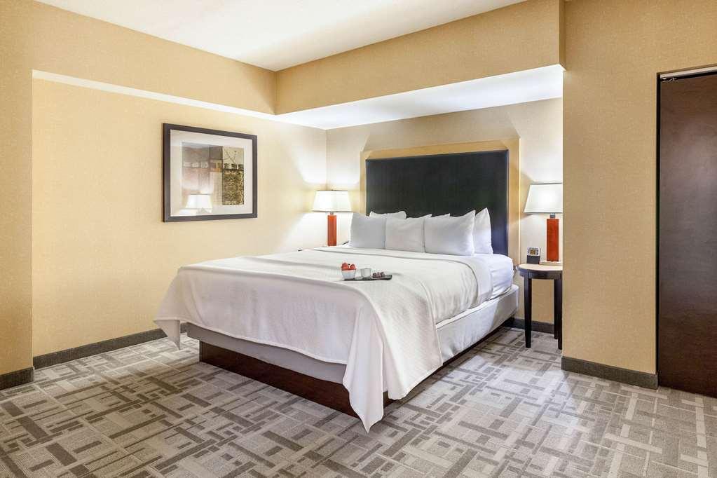 Cambria Hotel Pittsburgh - Downtown Стая снимка